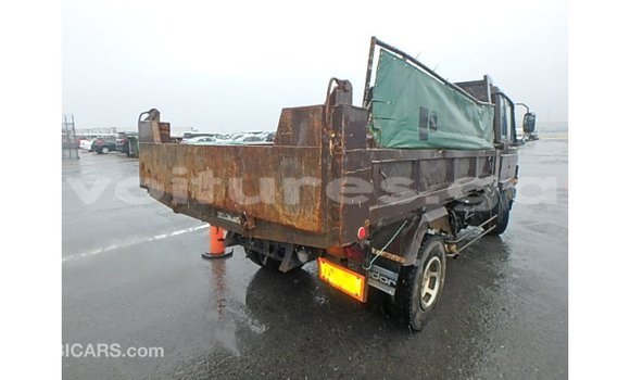 Acheter Import Utilitaire Nissan Evalia Marron à Import - Dubai, Estuaire Acheter Import Utilitaire Nissan Evalia Marron à Import - Dubai, Estuaire