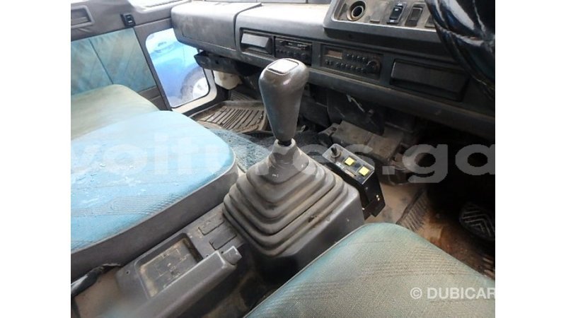 Big with watermark nissan evalia estuary import dubai 6674