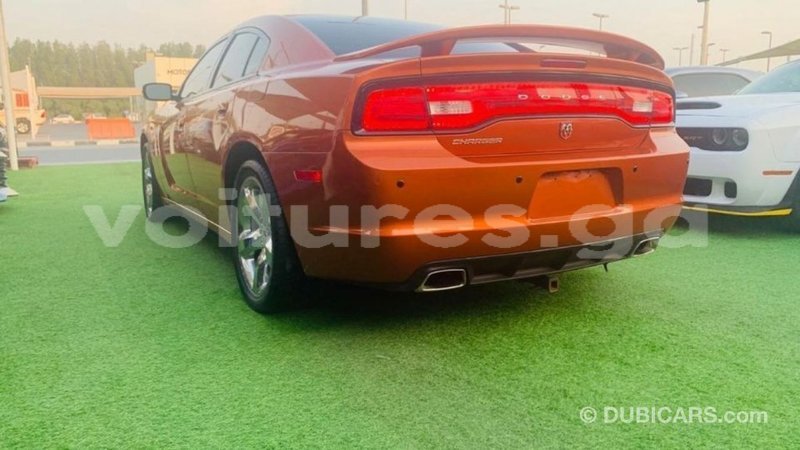 Big with watermark dodge charger estuary import dubai 6678