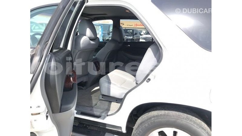 Big with watermark acura mdx estuary import dubai 6680