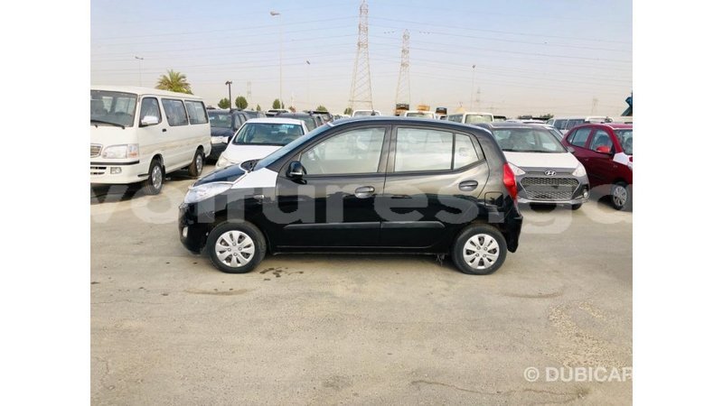 Big with watermark hyundai i10 estuary import dubai 6682