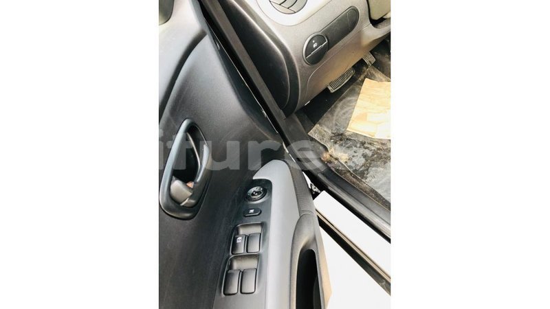 Big with watermark hyundai i10 estuary import dubai 6682