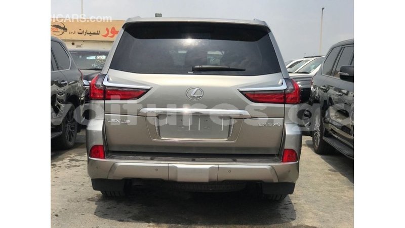 Big with watermark lexus lx estuary import dubai 6684