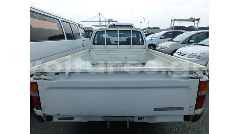 Big with watermark toyota hilux estuary import dubai 6685