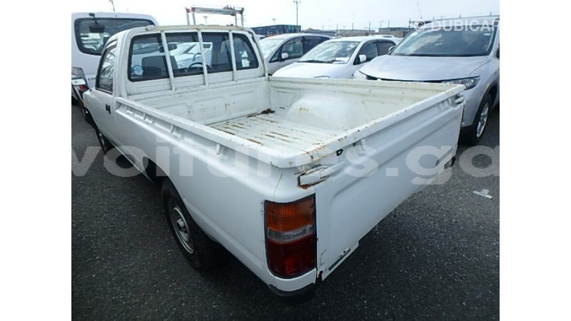 Big with watermark toyota hilux estuary import dubai 6685