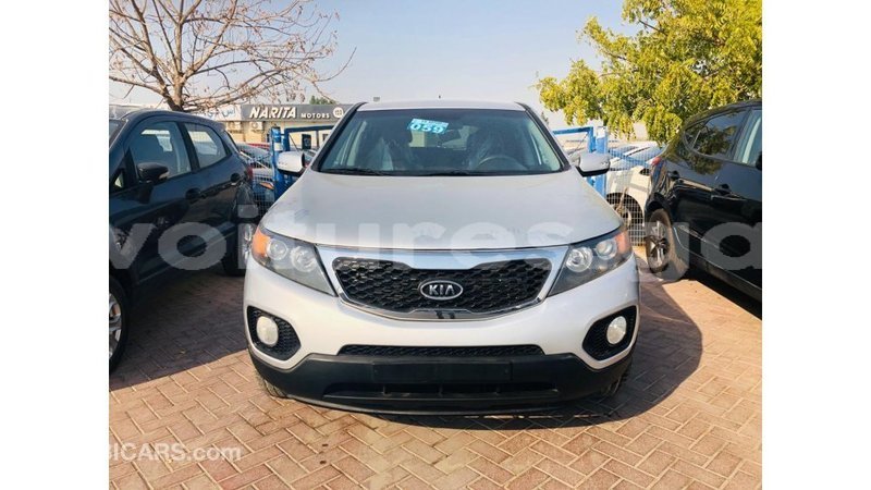 Big with watermark kia sorento estuary import dubai 6688