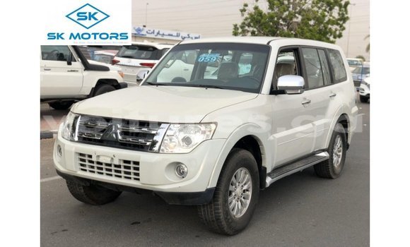 Sayi Imported Mitsubishi Pajero White Mota in Import - Dubai a estuary Sayi Imported Mitsubishi Pajero White Mota in Import - Dubai a estuary