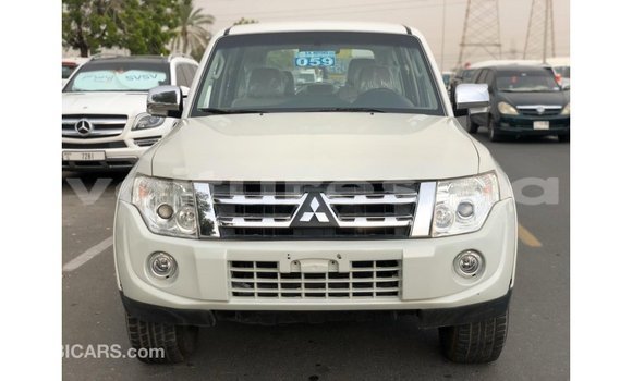 Sayi Imported Mitsubishi Pajero White Mota in Import - Dubai a estuary Sayi Imported Mitsubishi Pajero White Mota in Import - Dubai a estuary
