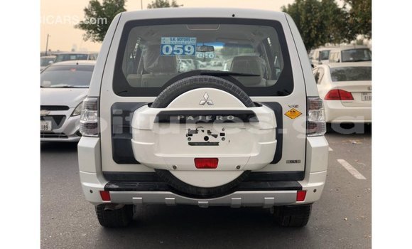 Sayi Imported Mitsubishi Pajero White Mota in Import - Dubai a estuary Sayi Imported Mitsubishi Pajero White Mota in Import - Dubai a estuary