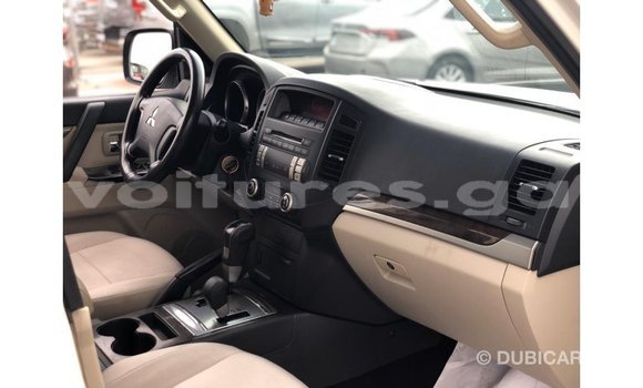 Sayi Imported Mitsubishi Pajero White Mota in Import - Dubai a estuary Sayi Imported Mitsubishi Pajero White Mota in Import - Dubai a estuary