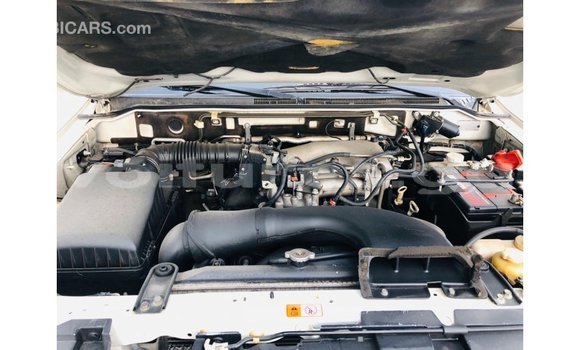 Sayi Imported Mitsubishi Pajero White Mota in Import - Dubai a estuary Sayi Imported Mitsubishi Pajero White Mota in Import - Dubai a estuary