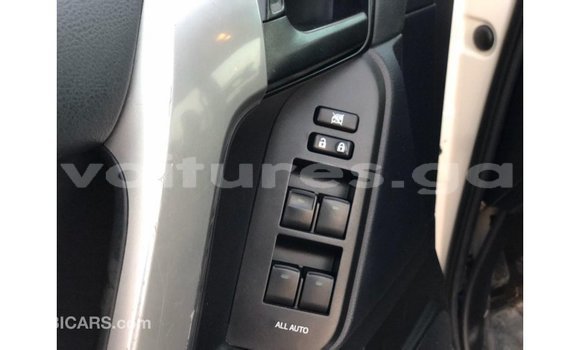 Acheter Import Voiture Toyota Prado Blanc à Import - Dubai, Estuaire Acheter Import Voiture Toyota Prado Blanc à Import - Dubai, Estuaire