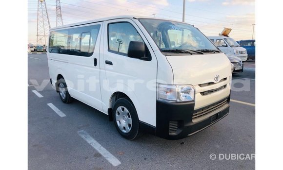 Sayi Imported Toyota Hiace White Mota in Import - Dubai a estuary Sayi Imported Toyota Hiace White Mota in Import - Dubai a estuary