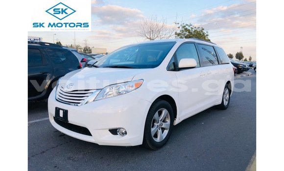 Buy Import Toyota Sienna White Car in Import - Dubai in Estuary Buy Import Toyota Sienna White Car in Import - Dubai in Estuary