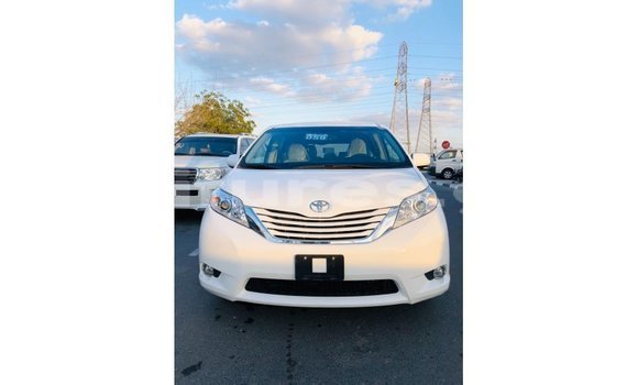 Buy Import Toyota Sienna White Car in Import - Dubai in Estuary Buy Import Toyota Sienna White Car in Import - Dubai in Estuary