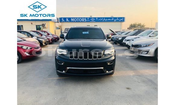 Acheter Import Voiture Jeep Grand Cherokee Noir à Import - Dubai, Estuaire