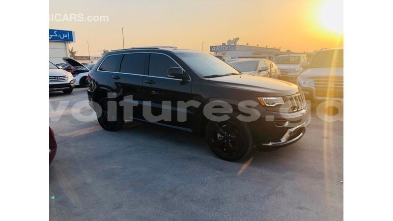 Big with watermark jeep grand cherokee estuary import dubai 6697