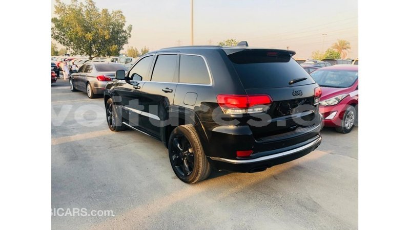 Big with watermark jeep grand cherokee estuary import dubai 6697