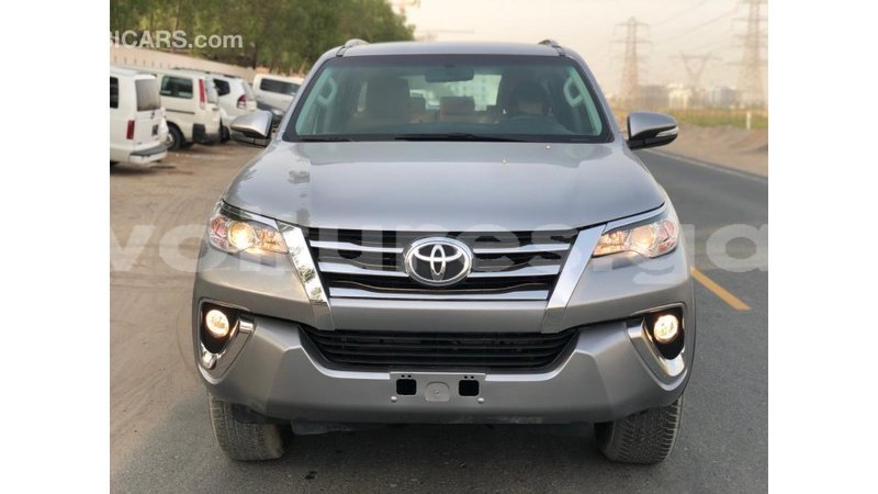 Big with watermark toyota fortuner estuary import dubai 6698