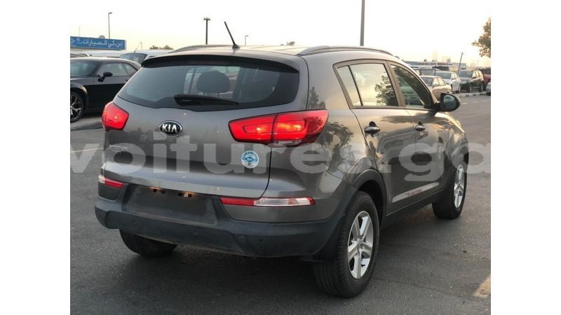 Big with watermark kia sportage estuary import dubai 6699