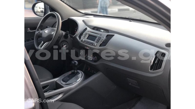 Big with watermark kia sportage estuary import dubai 6699