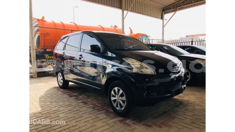 Big with watermark toyota avanza estuary import dubai 6701