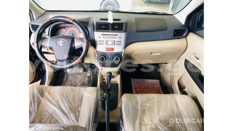 Big with watermark toyota avanza estuary import dubai 6701