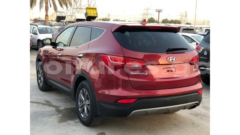 Big with watermark hyundai santa fe estuary import dubai 6704