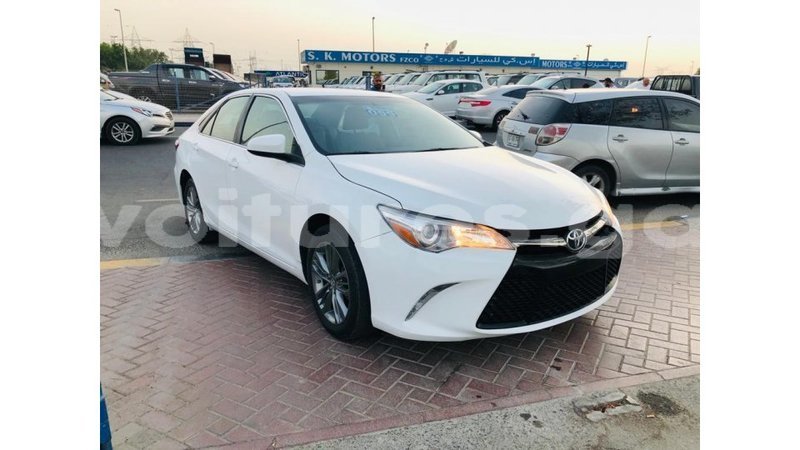 Big with watermark toyota camry estuary import dubai 6706