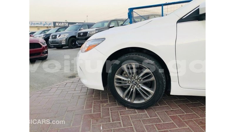 Big with watermark toyota camry estuary import dubai 6706