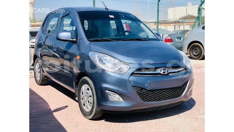 Big with watermark hyundai i10 estuary import dubai 6707