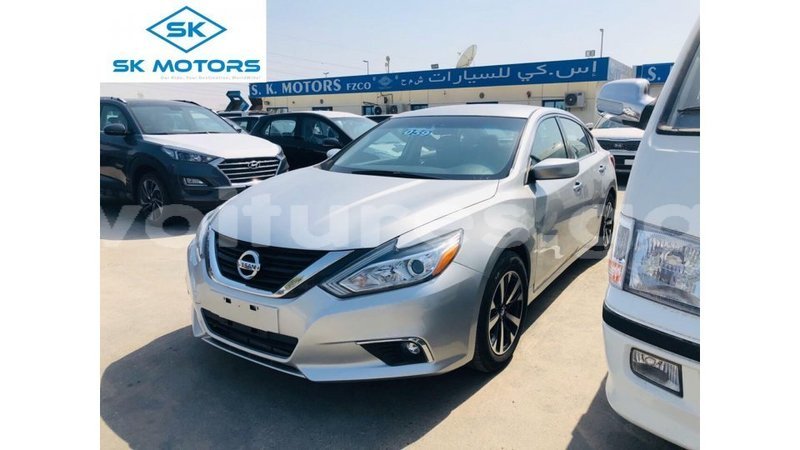 Big with watermark nissan altima estuary import dubai 6708