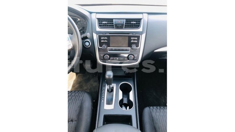 Big with watermark nissan altima estuary import dubai 6708