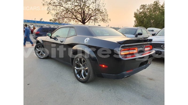 Big with watermark dodge challenger estuary import dubai 6711