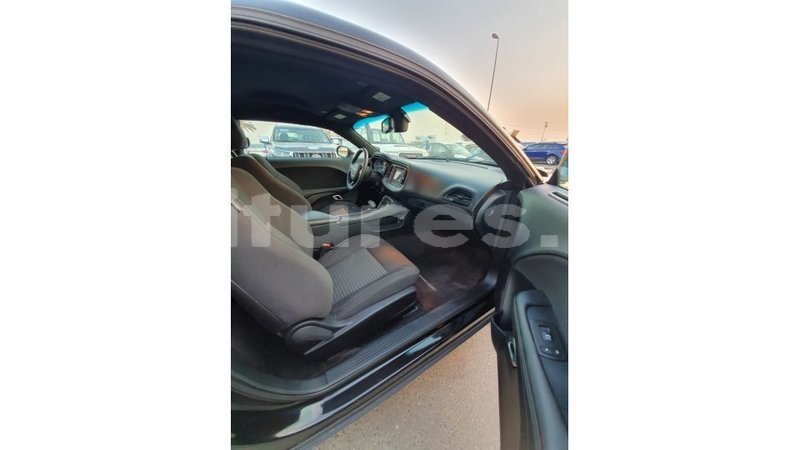 Big with watermark dodge challenger estuary import dubai 6711