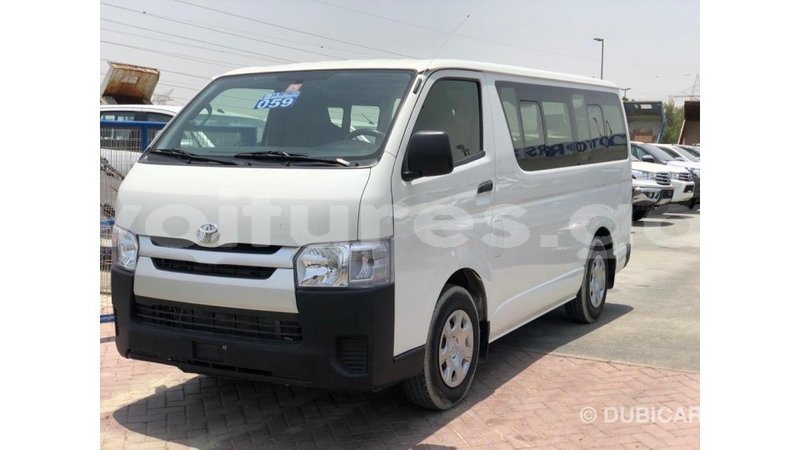 Big with watermark toyota da estuary import dubai 6712