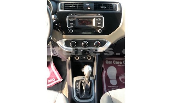 Acheter Import Voiture Kia Rio Autre à Import - Dubai, Estuaire Acheter Import Voiture Kia Rio Autre à Import - Dubai, Estuaire