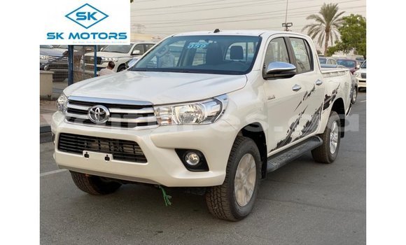Sayi Imported Toyota Hilux White Mota in Import - Dubai a estuary Sayi Imported Toyota Hilux White Mota in Import - Dubai a estuary