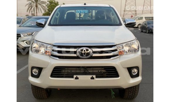 Sayi Imported Toyota Hilux White Mota in Import - Dubai a estuary Sayi Imported Toyota Hilux White Mota in Import - Dubai a estuary