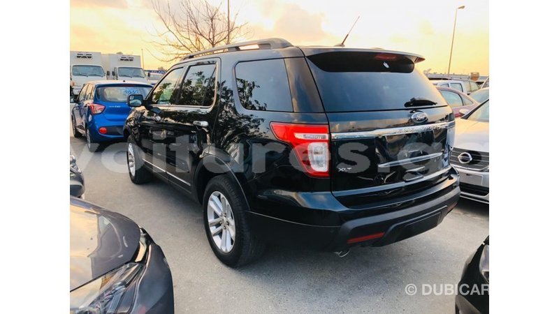 Big with watermark ford explorer estuary import dubai 6716