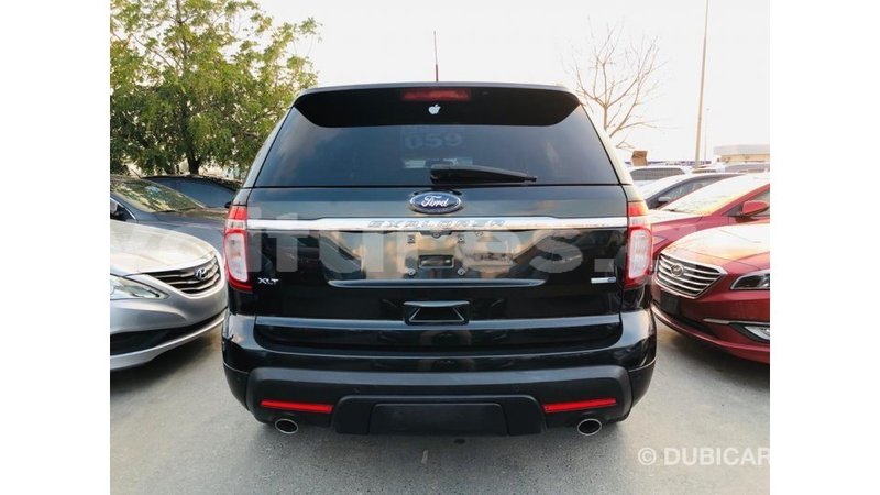 Big with watermark ford explorer estuary import dubai 6716