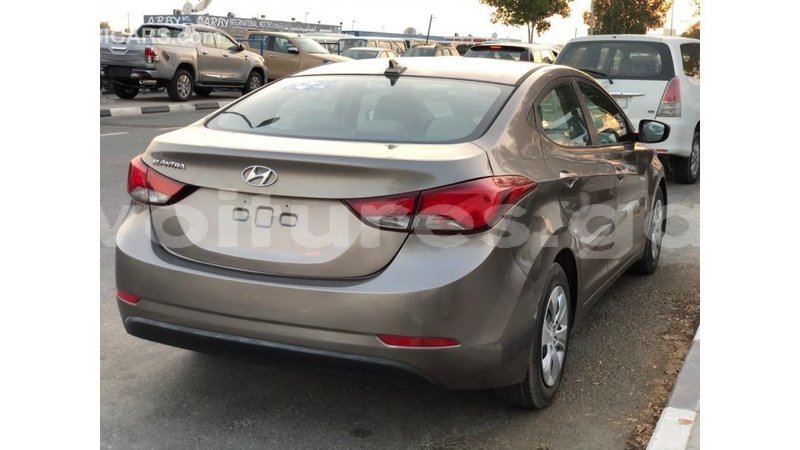 Big with watermark hyundai elantra estuary import dubai 6718