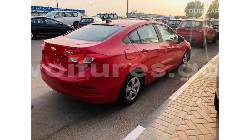 Big with watermark chevrolet cruze estuary import dubai 6722