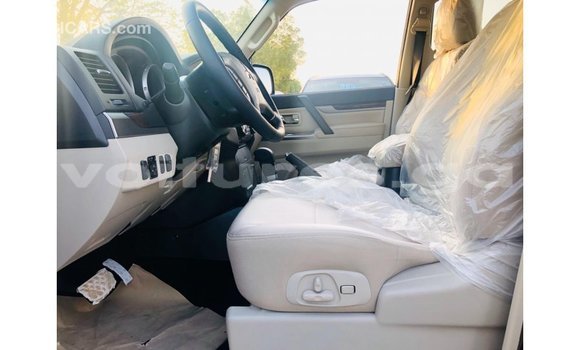 Buy Import Mitsubishi Pajero Black Car in Import - Dubai in Estuary Buy Import Mitsubishi Pajero Black Car in Import - Dubai in Estuary