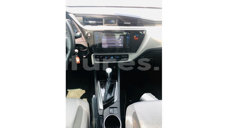 Big with watermark toyota corolla estuary import dubai 6725