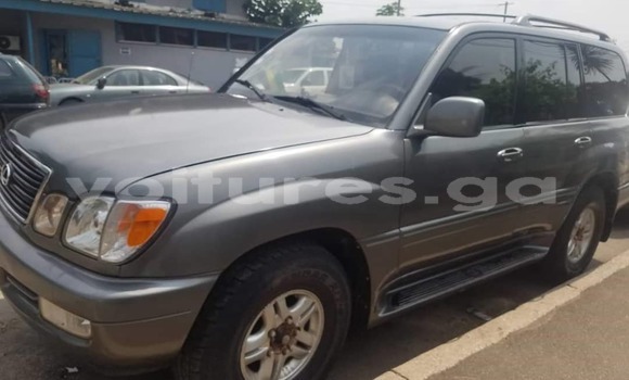 Sayi Na hannu Lexus LX Sauran Mota in Libreville a estuary Sayi Na hannu Lexus LX Sauran Mota in Libreville a estuary