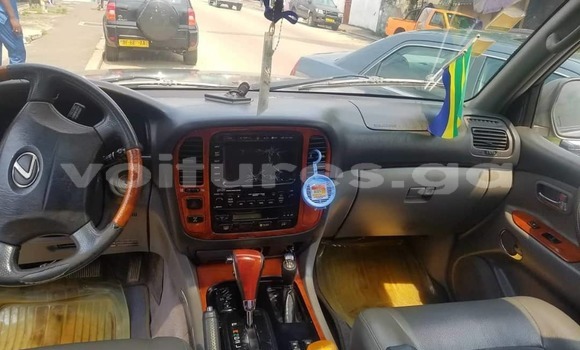 Sayi Na hannu Lexus LX Sauran Mota in Libreville a estuary Sayi Na hannu Lexus LX Sauran Mota in Libreville a estuary