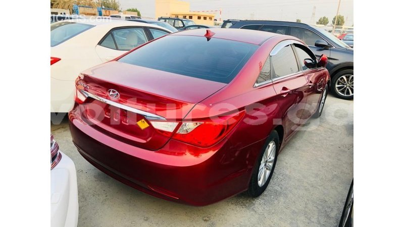 Big with watermark hyundai sonata estuary import dubai 6728