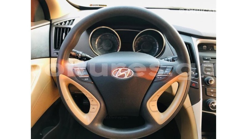 Big with watermark hyundai sonata estuary import dubai 6728