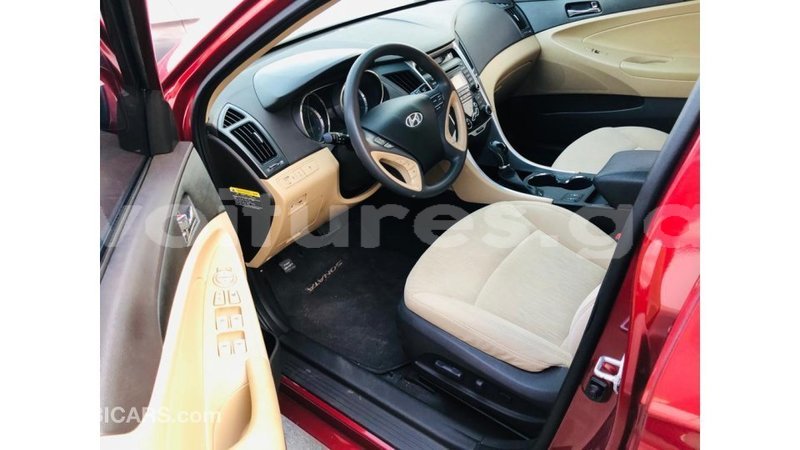 Big with watermark hyundai sonata estuary import dubai 6728